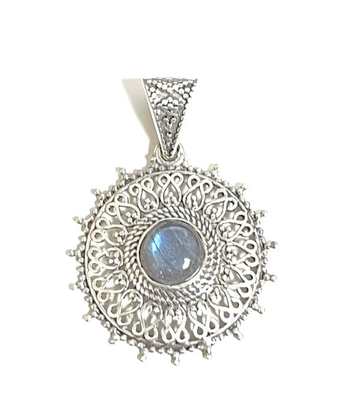 FILIGREE CIRCLE NATURAL STONE PENDANT